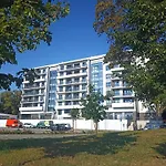 Boho Apartament - Garaz Lub Prywatny Parking, Blisko Szpitale, F-Ra Vat