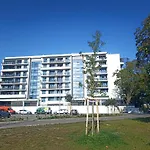 Boho Apartament - Garaz Lub Prywatny Parking, Blisko Szpitale, F-Ra Vat