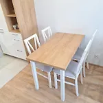 Boho Apartament - Garaz Lub Prywatny Parking, Blisko Szpitale, F-Ra Vat